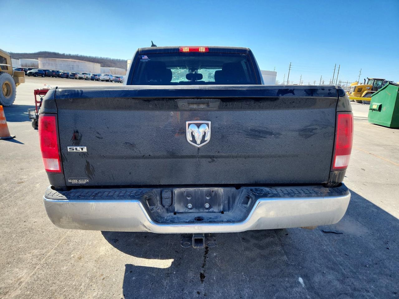 2023 Dodge RAM 1500 Classic SLT