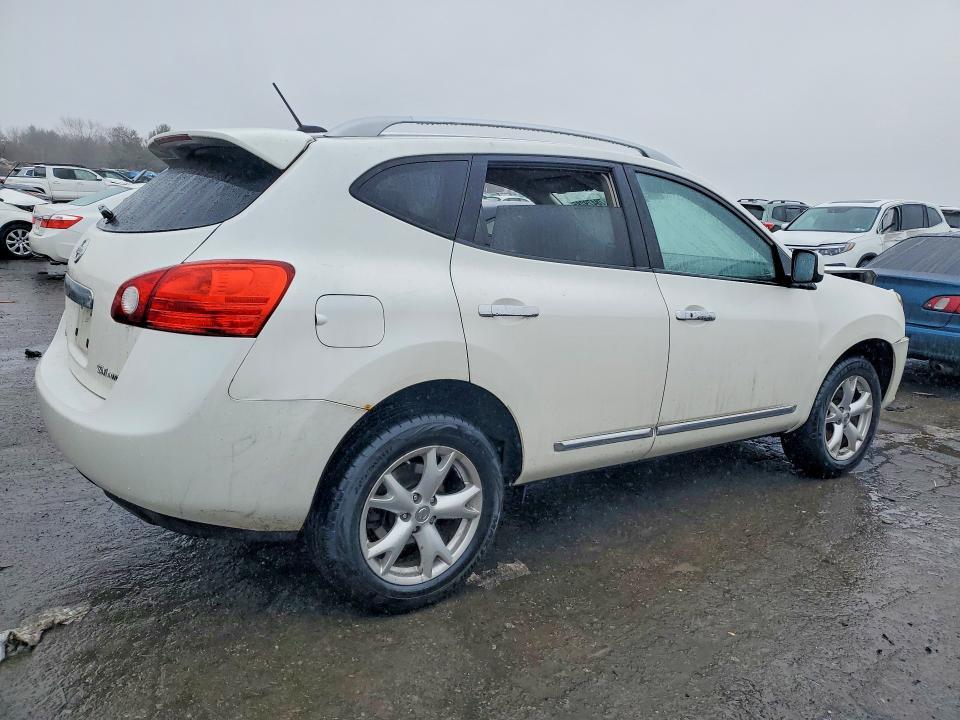 2011 Nissan Rogue s