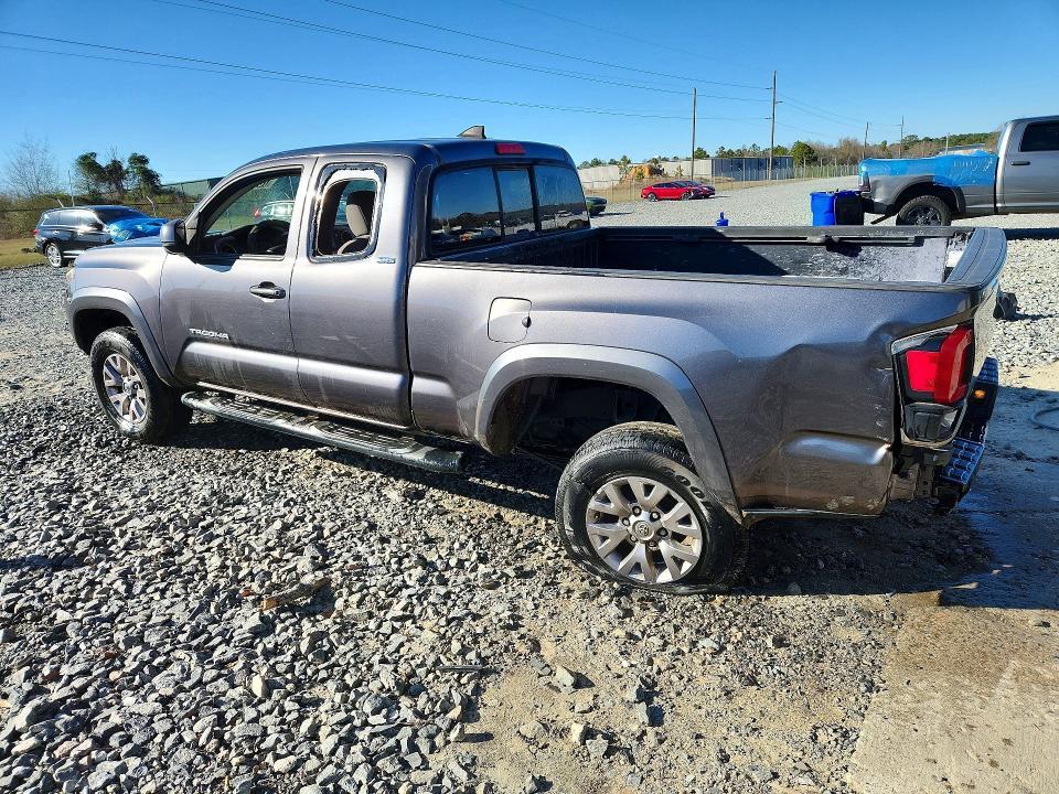 2016 Toyota Tacoma SR5