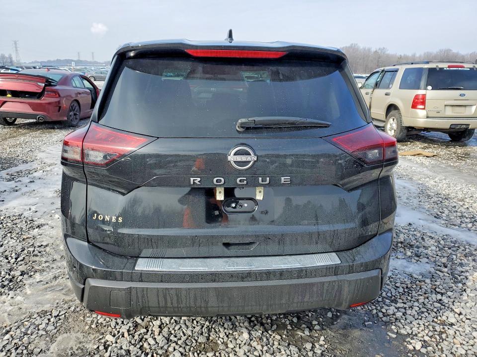 2025 Nissan Rogue sv