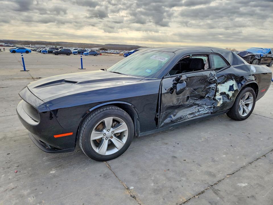 2017 Dodge Challenger sxt