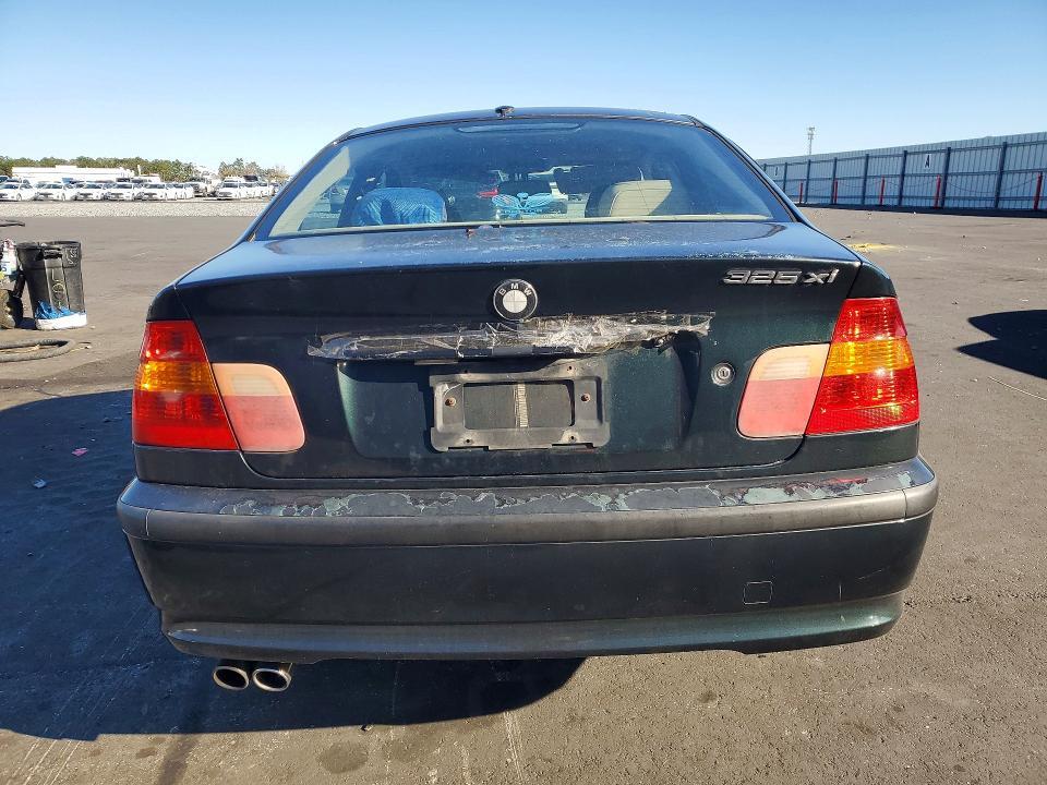 2002 BMW 325 xi