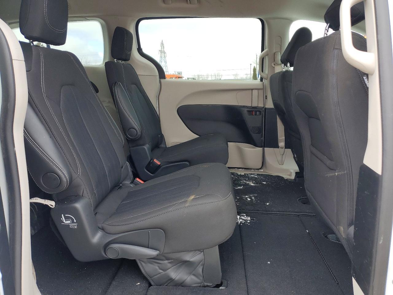 2024 Chrysler Grand Caravan sxt