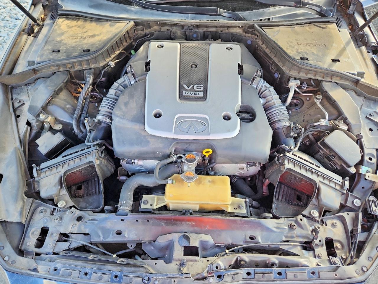 2014 Infiniti Q50 Base