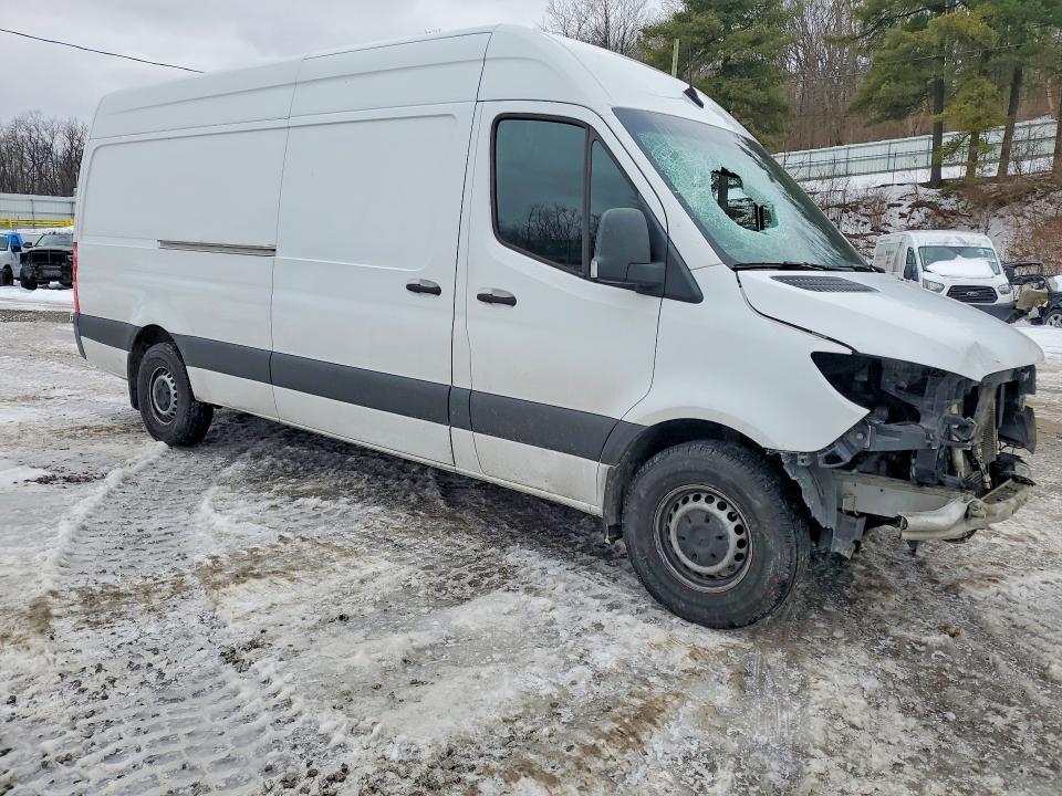 2021 Mercedes-Benz 2021 Mercedes Benz Sprinter 2500 Delivery van
