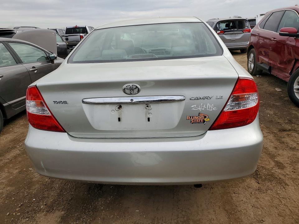 2002 Toyota Camry le