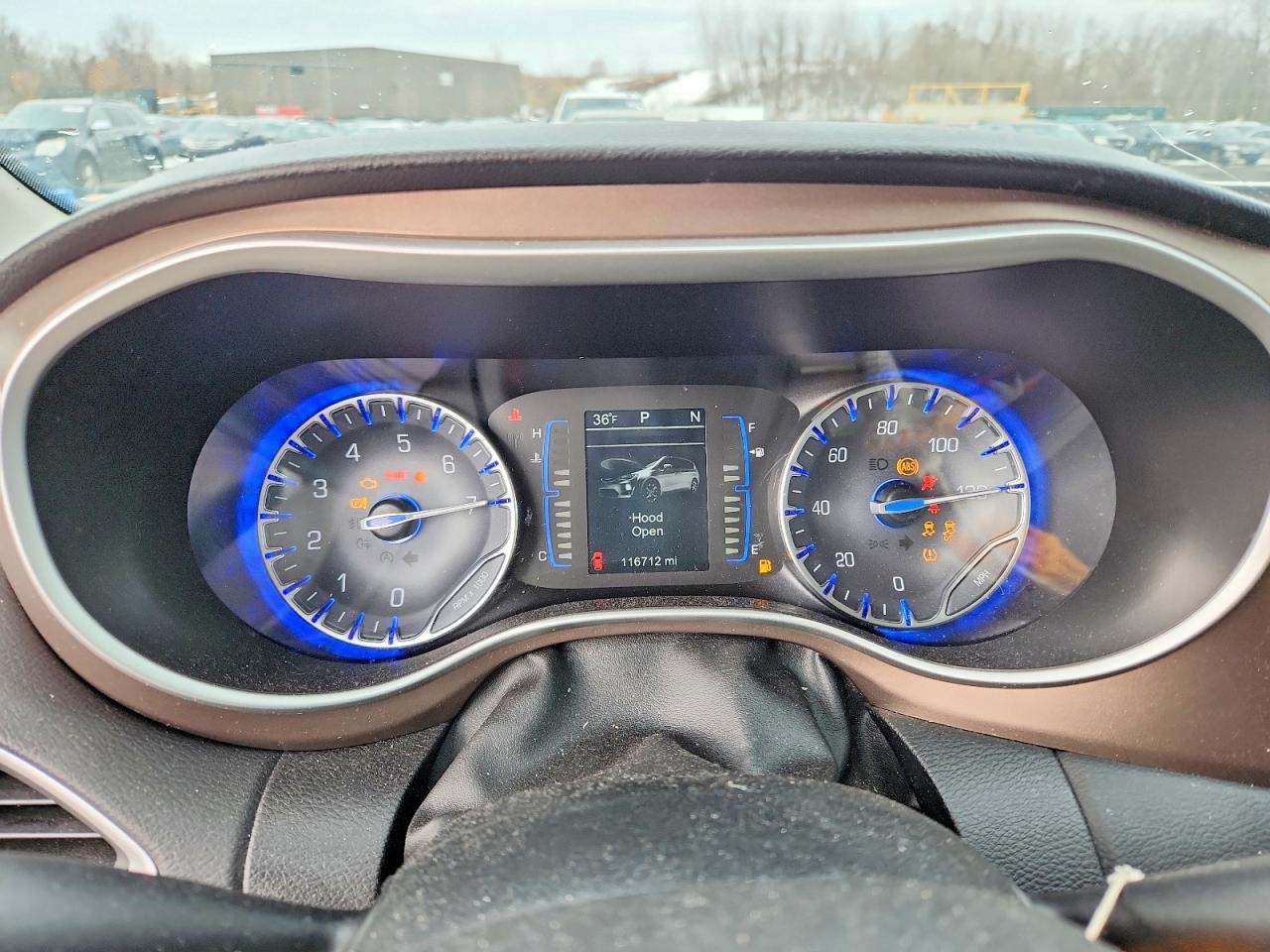 2017 Chrysler Pacifica Touring l