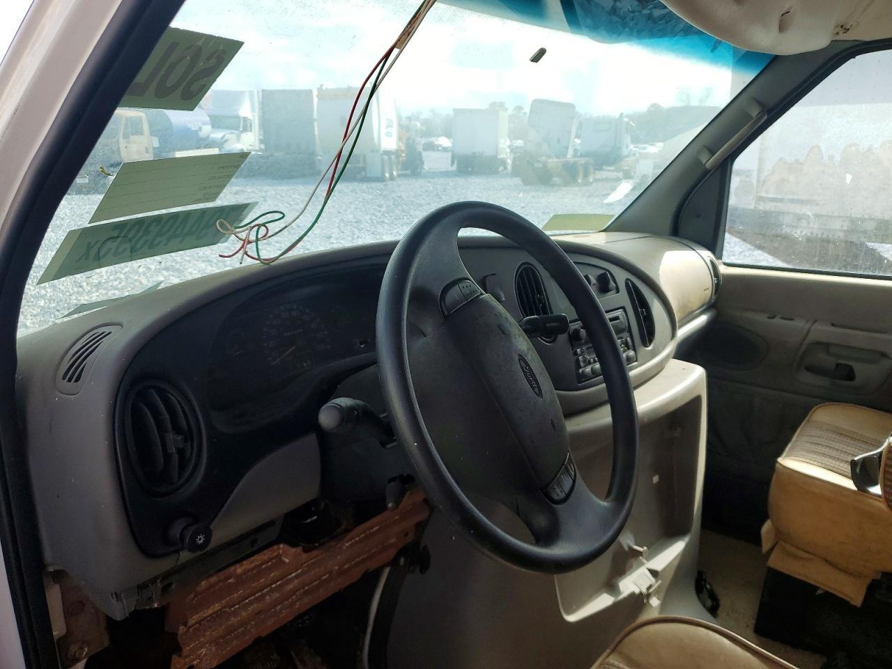 2001 Ford E450 RV