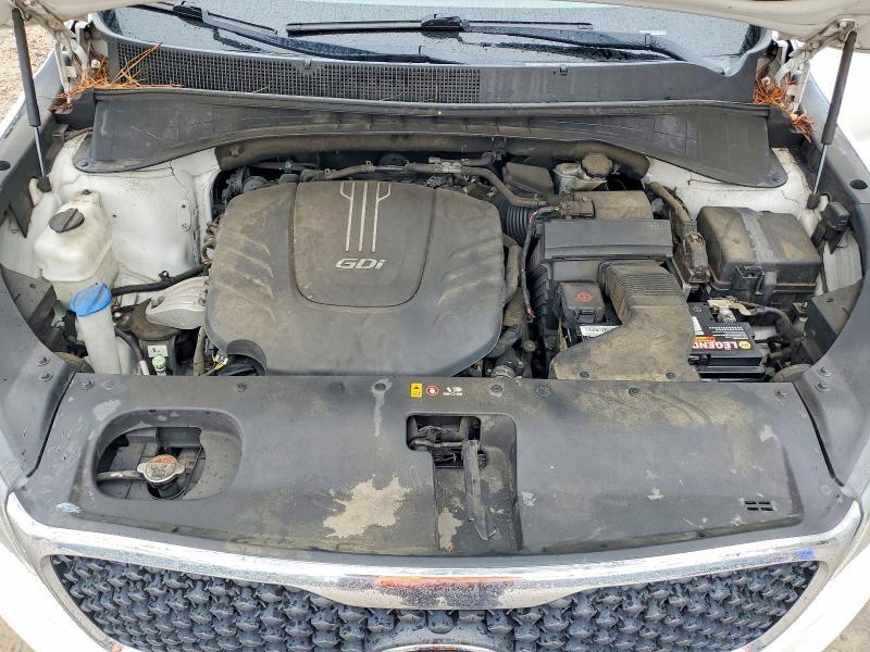 2016 KIA Sorento lx V6