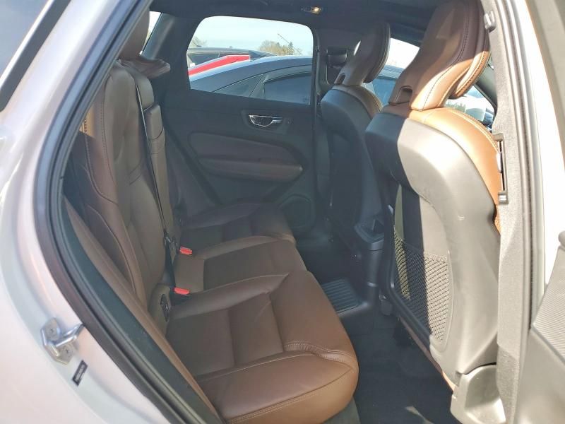 2021 Volvo Xc60 T8 Recharge Inscription