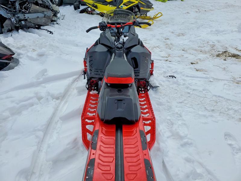 2024 Lsnq Rave RE 850