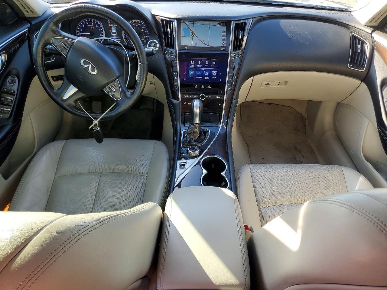 2016 Infiniti Q50 Premium