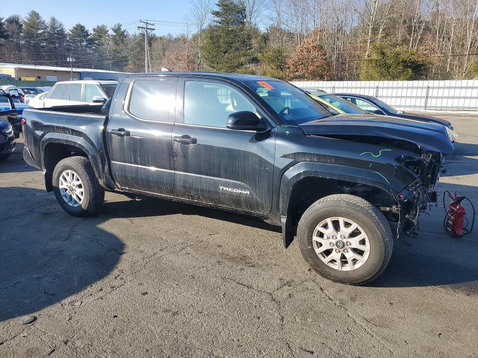 2025 Toyota Tacoma Base