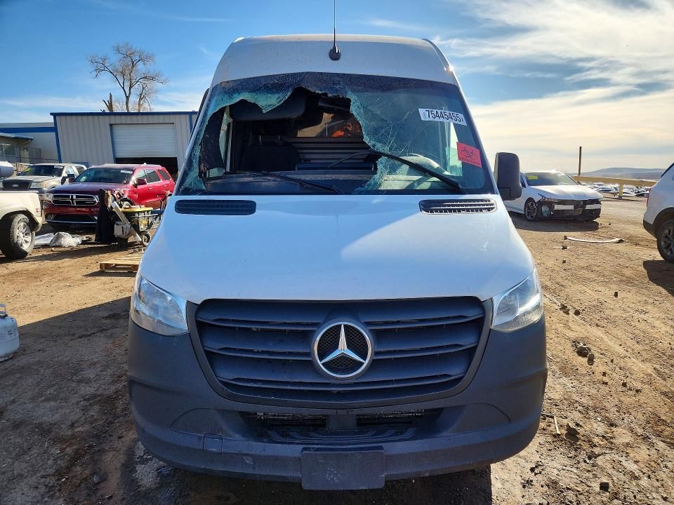 2024 Mercedes-Benz Sprinter 2500