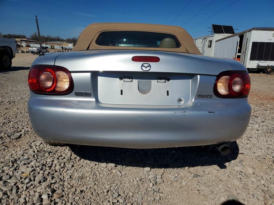 2002 Mazda Mx-5 Miata Base