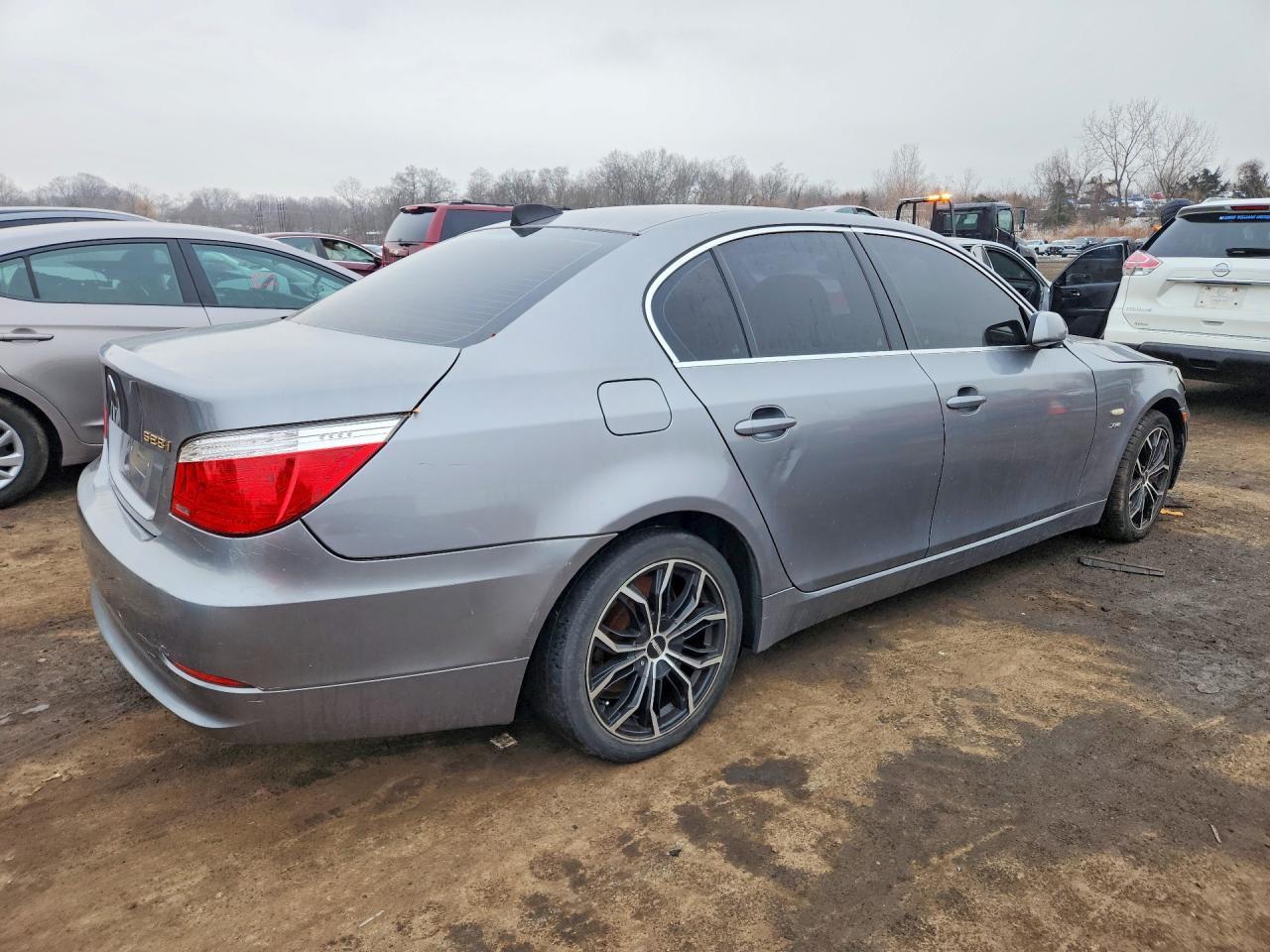 2009 BMW 528 xi
