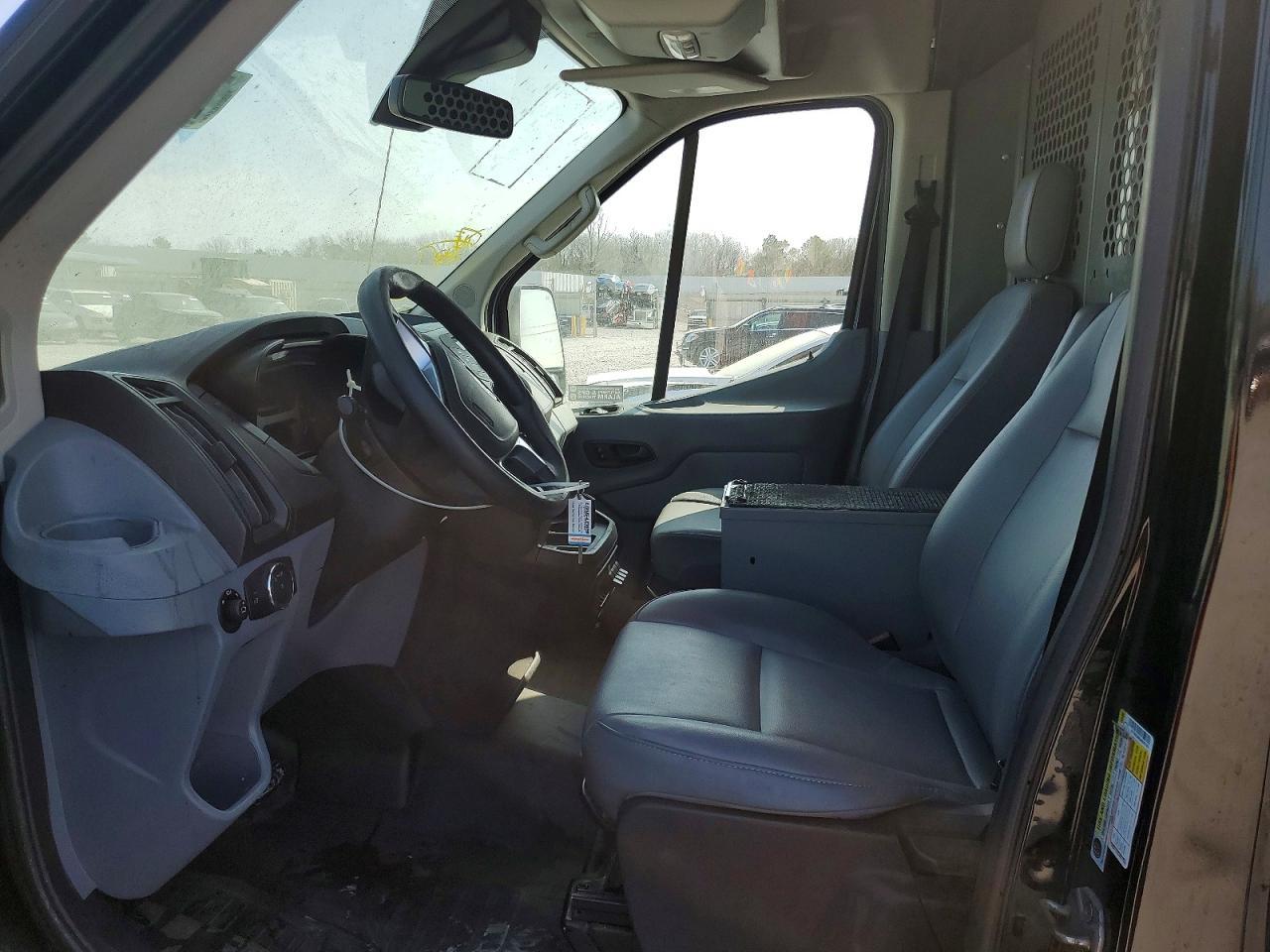 2018 Ford Transit T-250