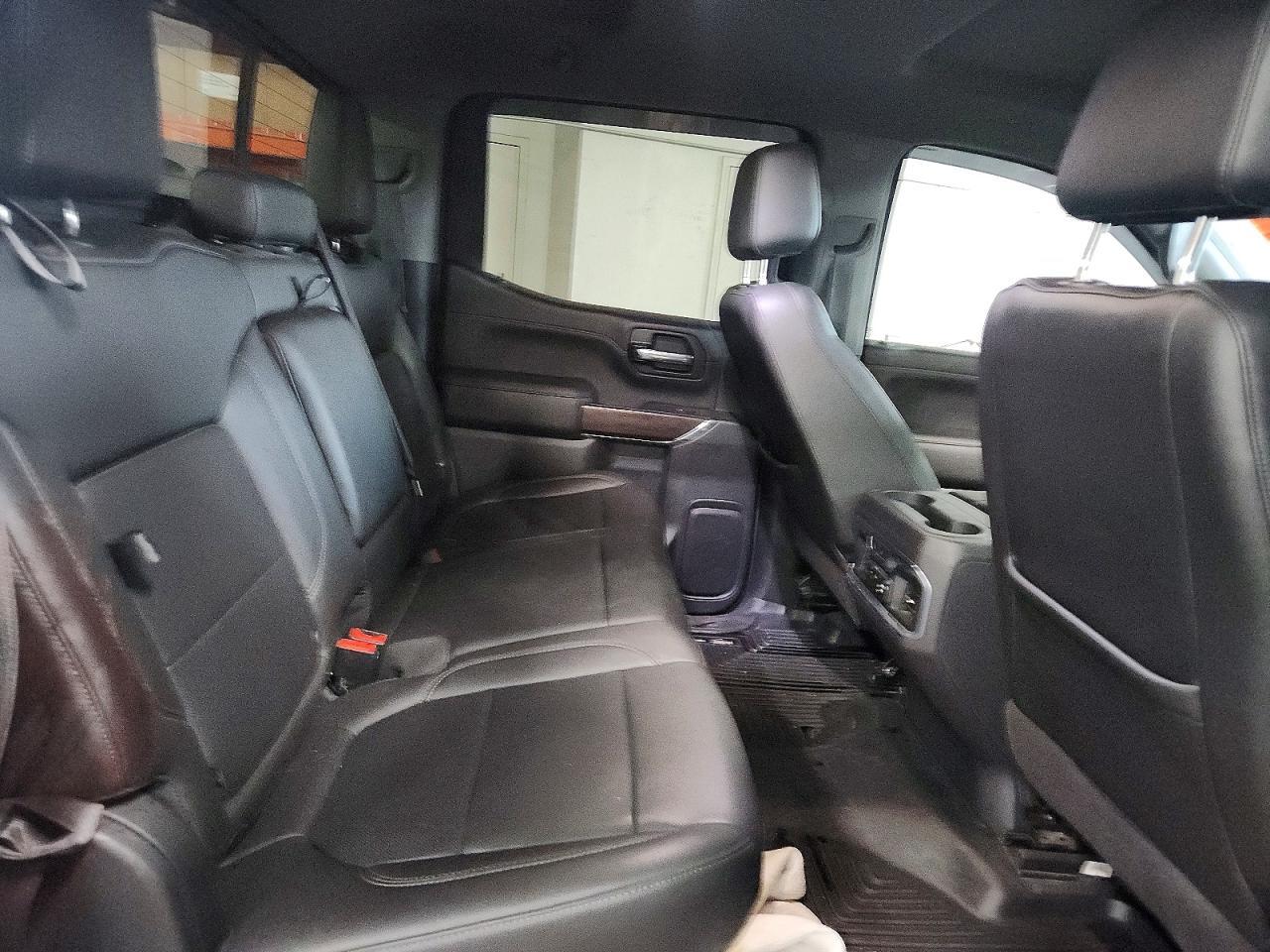 2020 GMC Sierra K1500 SLT