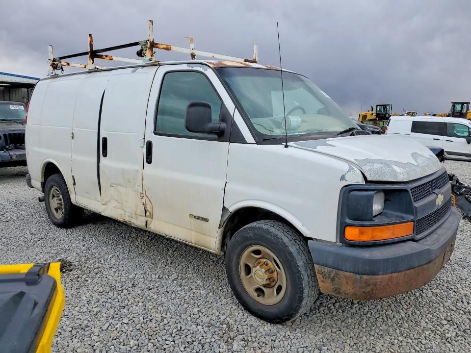 2005 Chevrolet Express G2500