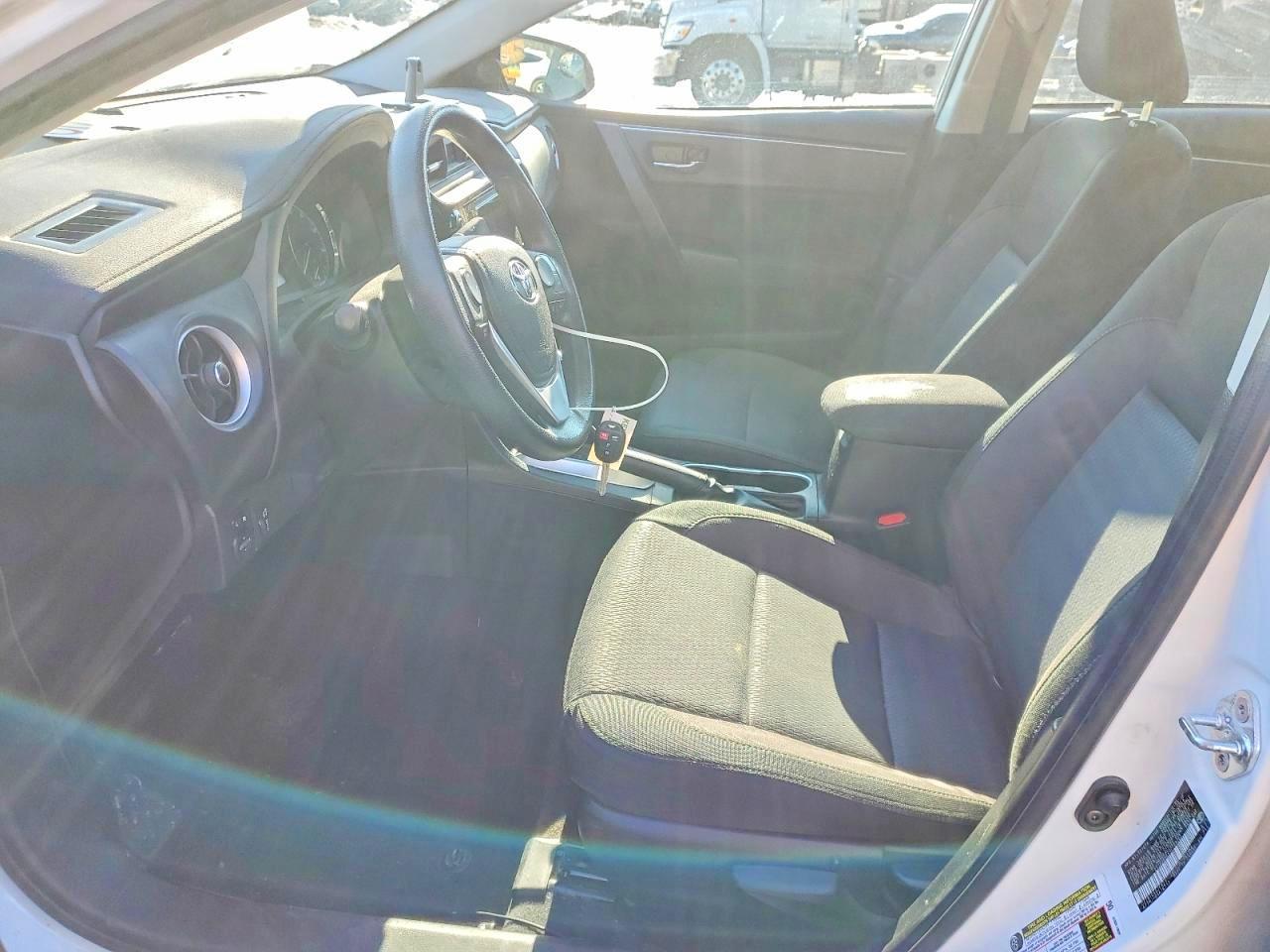 2017 Toyota Corolla l