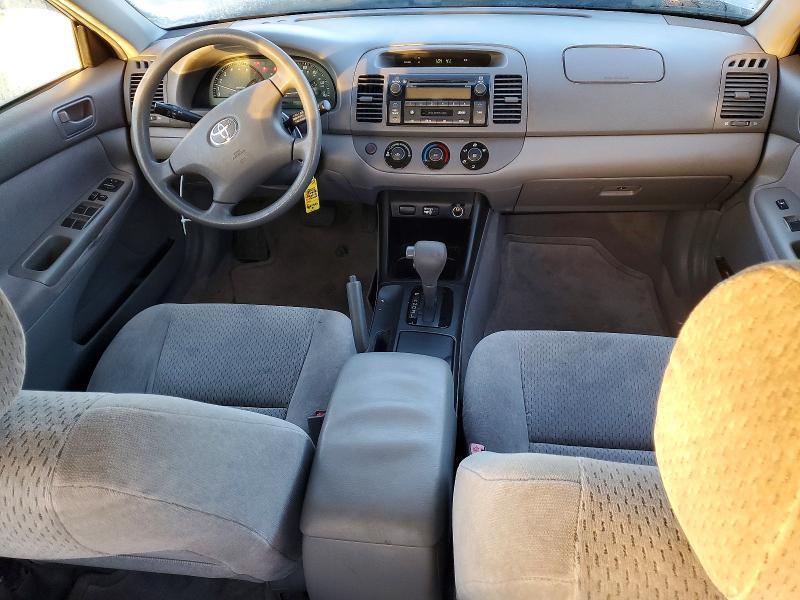 2002 Toyota Camry le