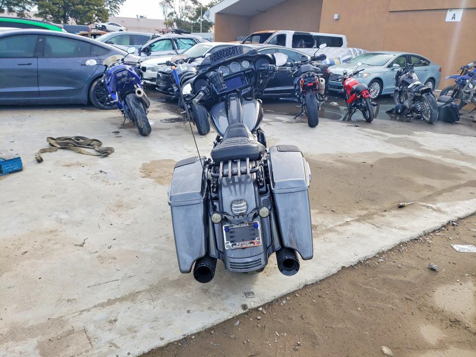 2021 Harley-Davidson Flhxs