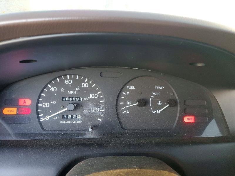 1997 Nissan Sentra Base