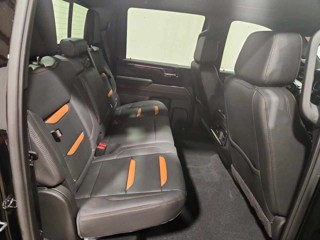 2026 GMC Sierra K2500 AT4