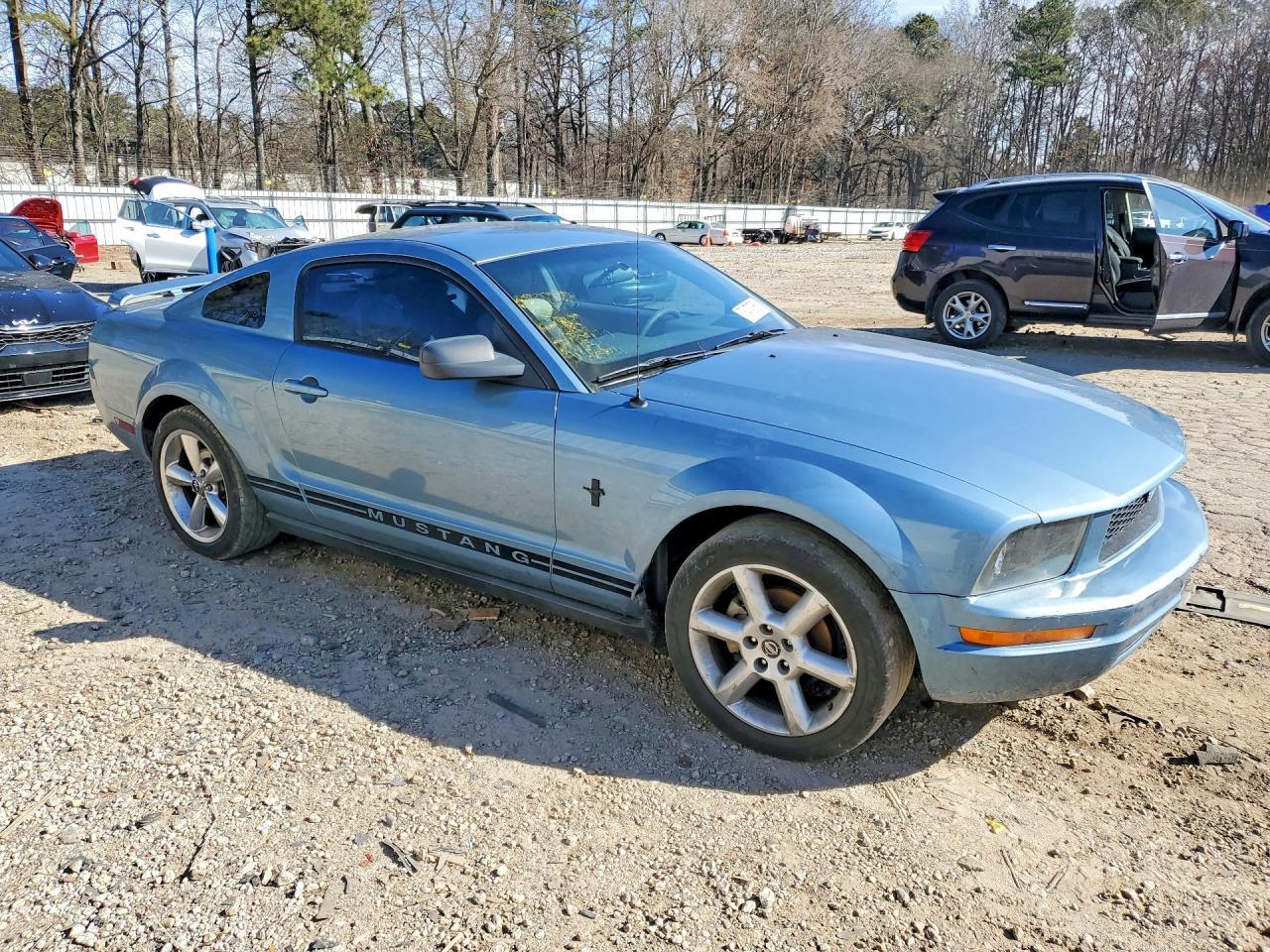 2005 Ford Mustang