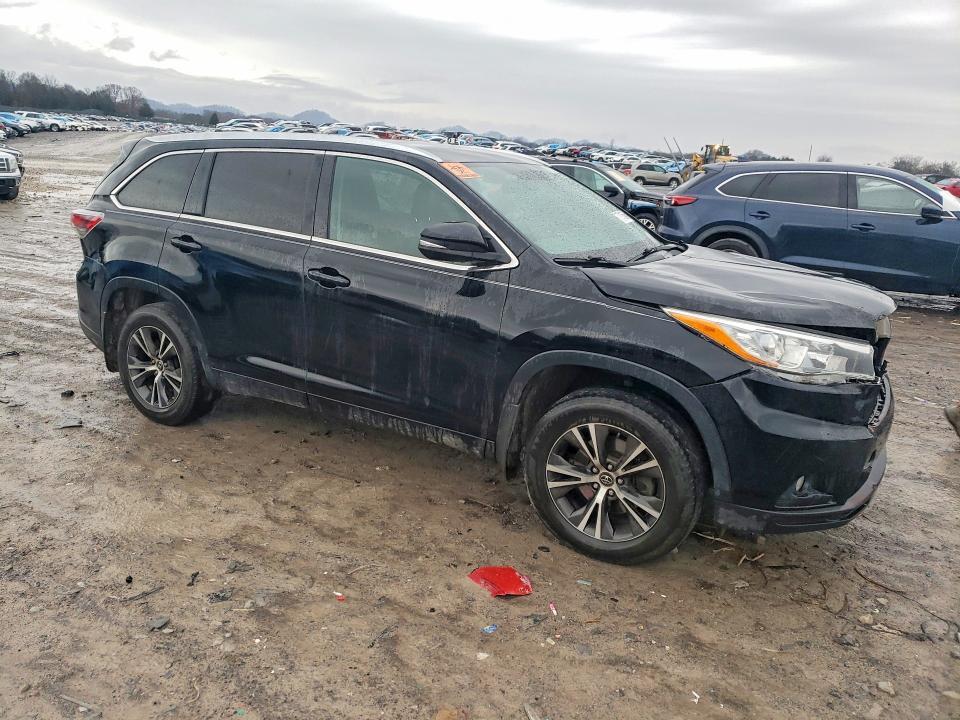 2016 Toyota Highlander xle