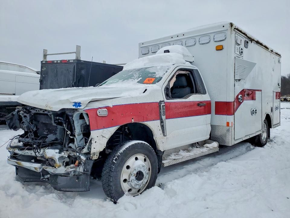 2024 Ford F550 Super Duty Ambulance
