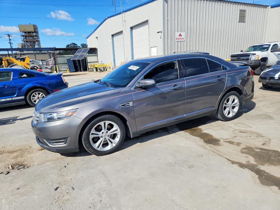 2014 Ford Taurus sel