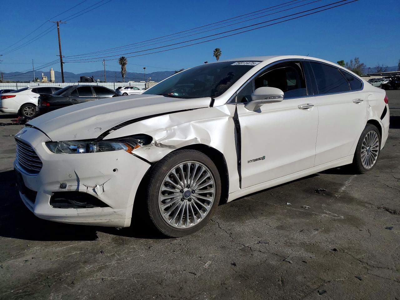 2013 Ford Fusion Titanium hev