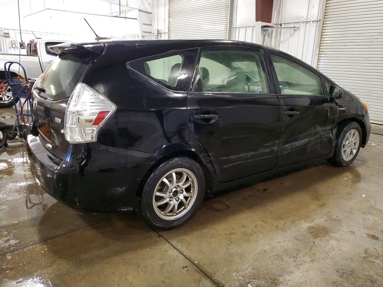 2014 Toyota Prius v