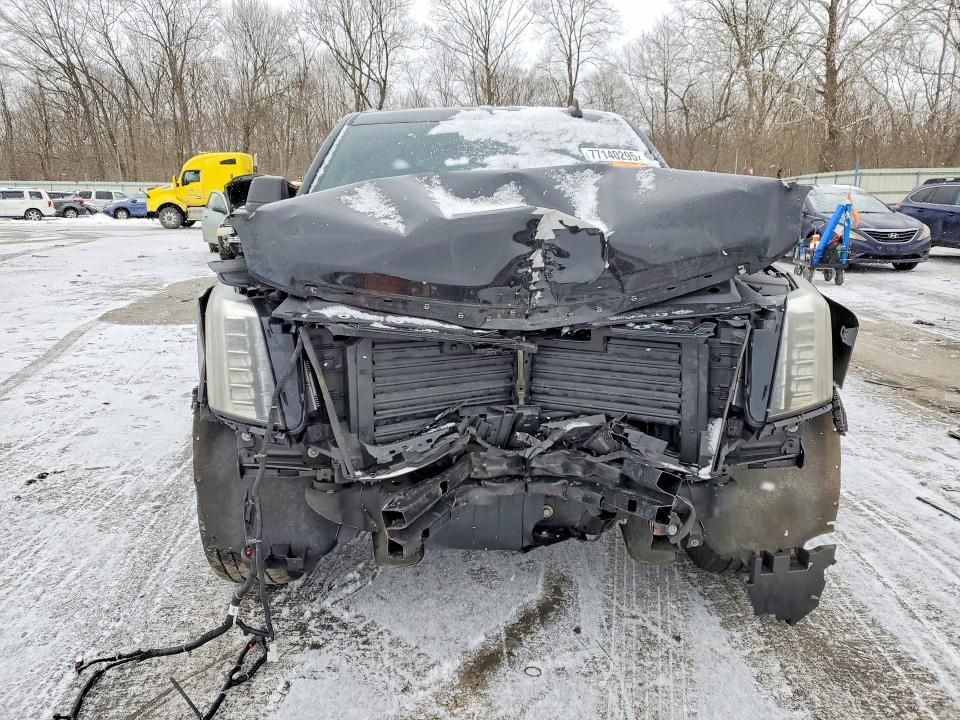 2020 Cadillac Escalade Luxury