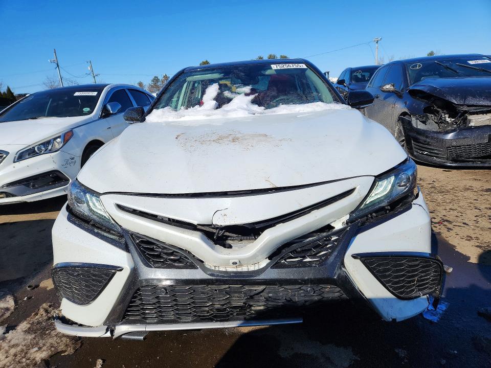 2023 Toyota Camry xse V6