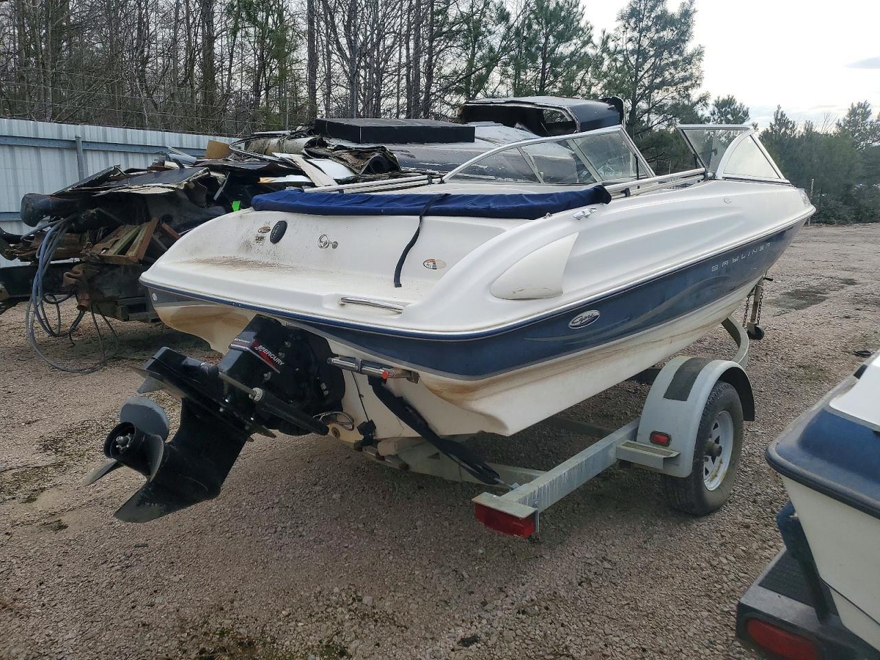 2002 Bayliner Boat