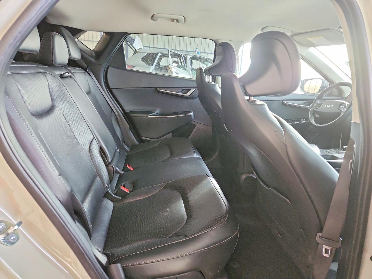 2023 KIA EV6 Wind