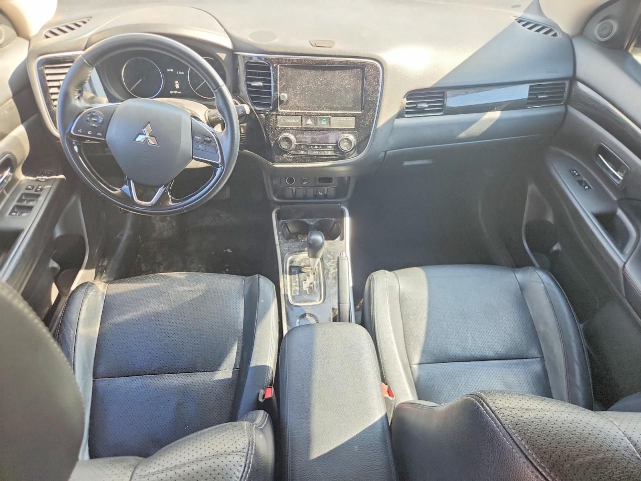 2018 Mitsubishi Outlander se