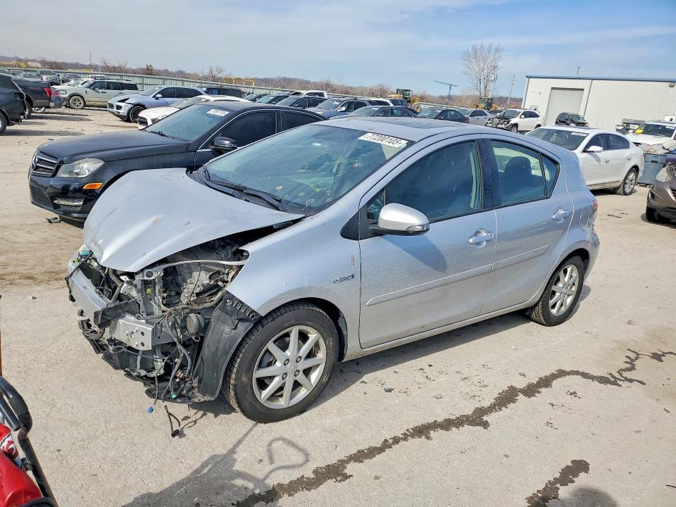 2013 Toyota Prius c