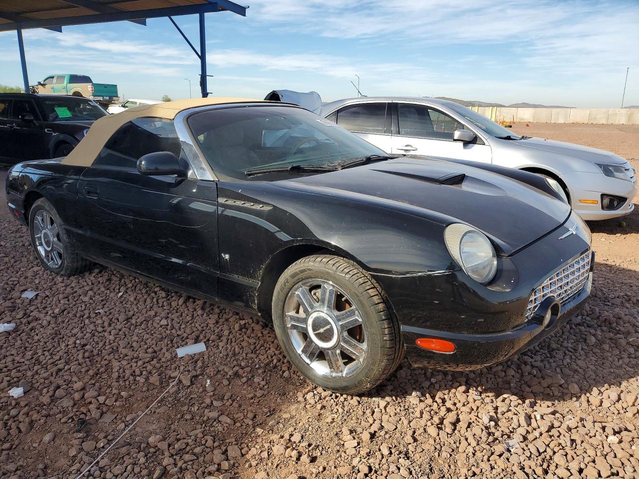 2004 Ford Thunderbird