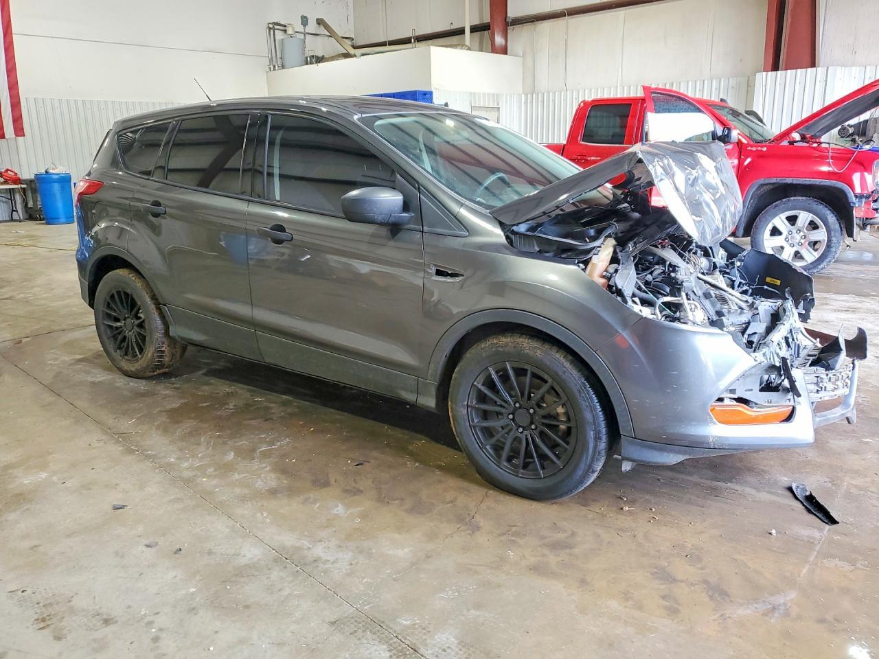 2016 Ford Escape s