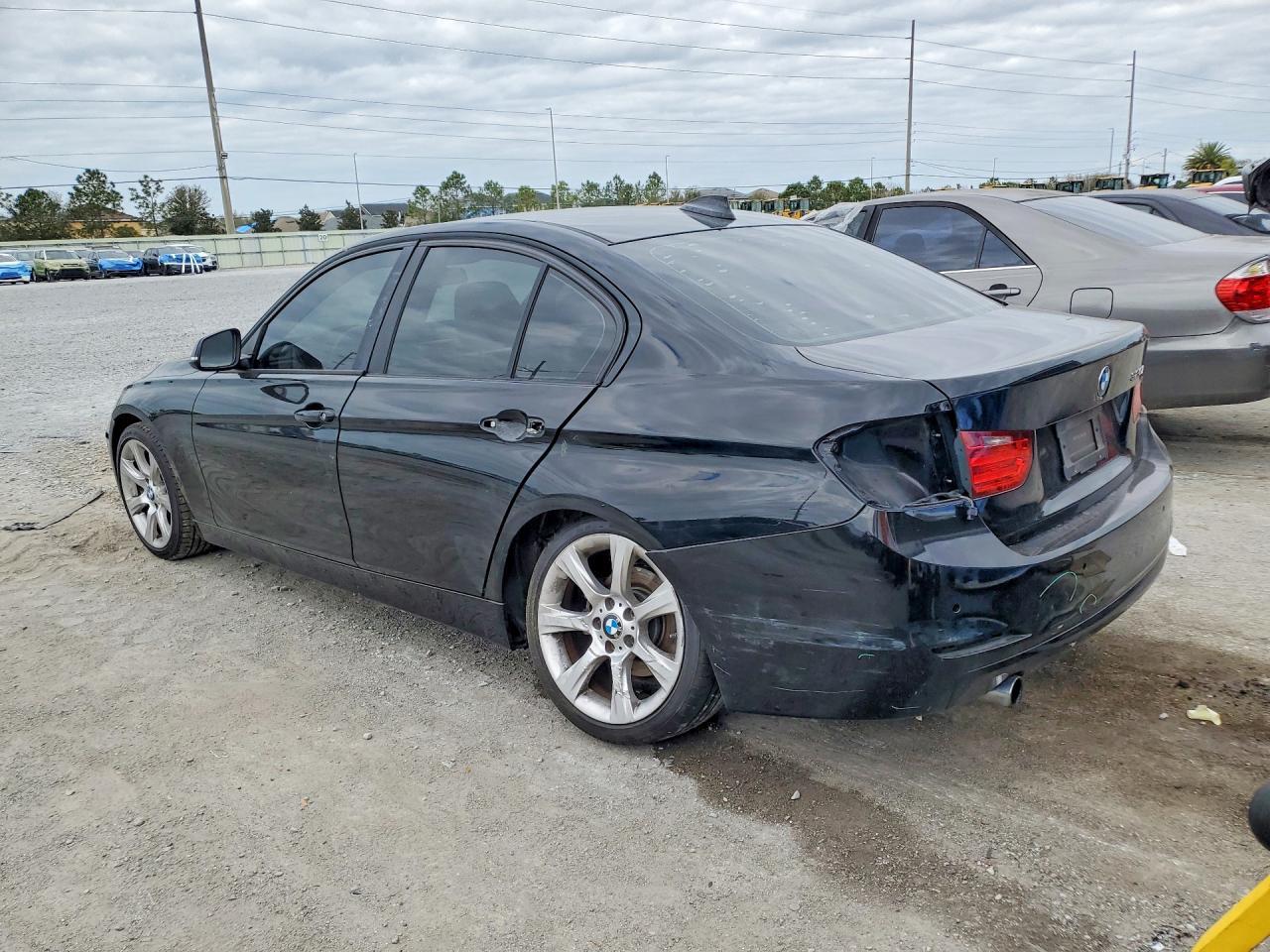 2014 BMW 320 i