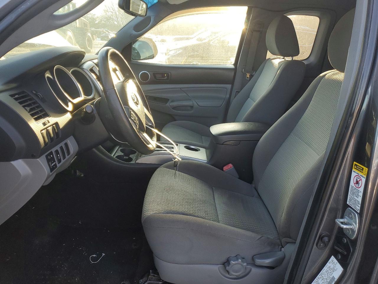 2013 Toyota Tacoma Base