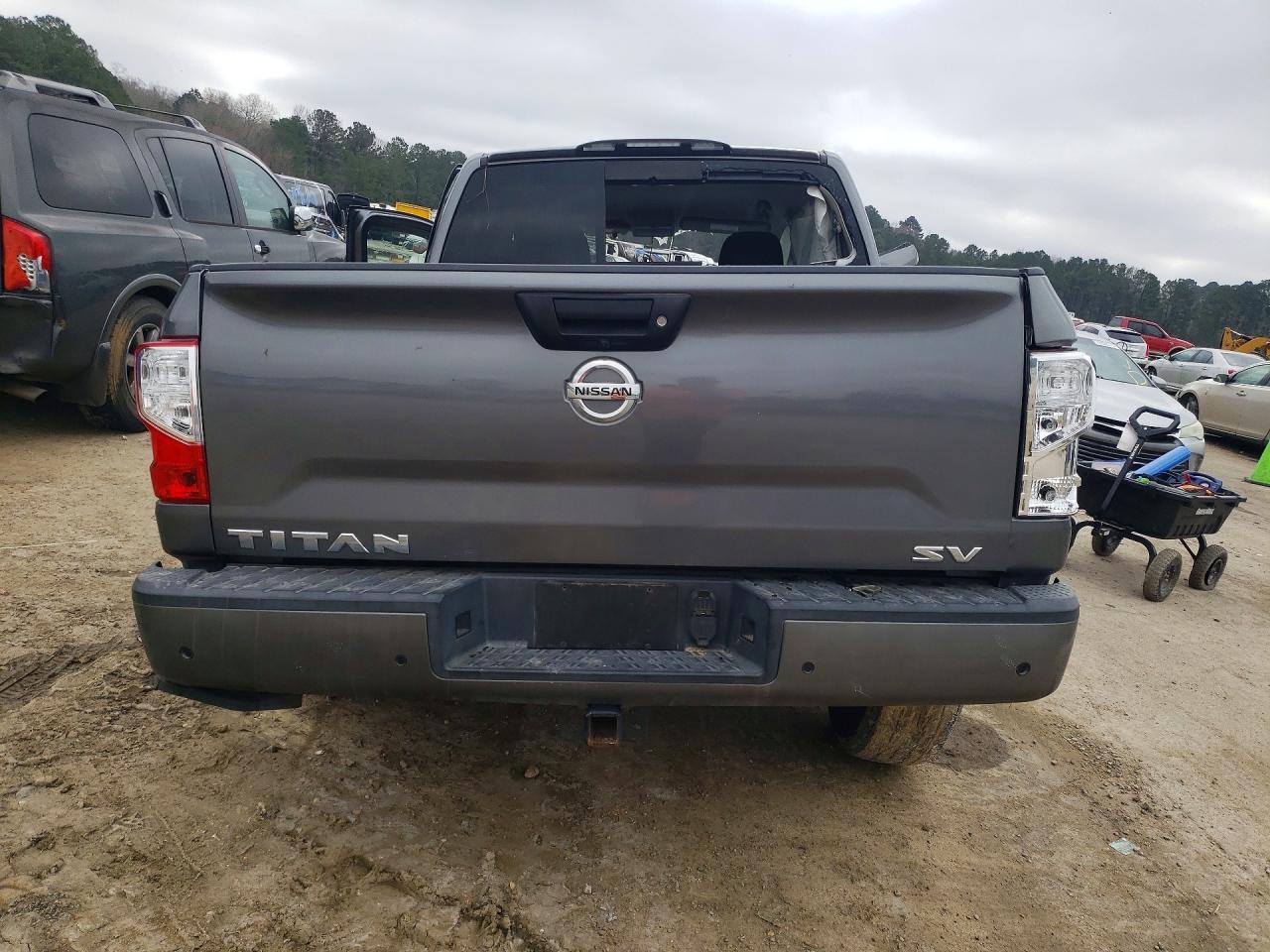 2021 Niss Titan s