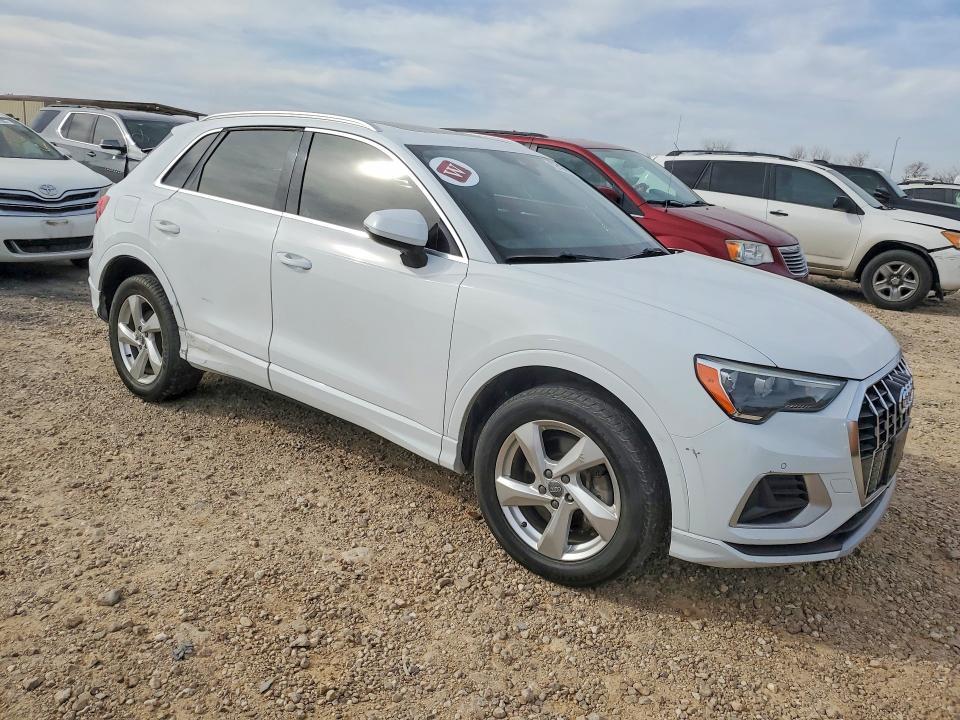 2020 Audi Q3 Premium