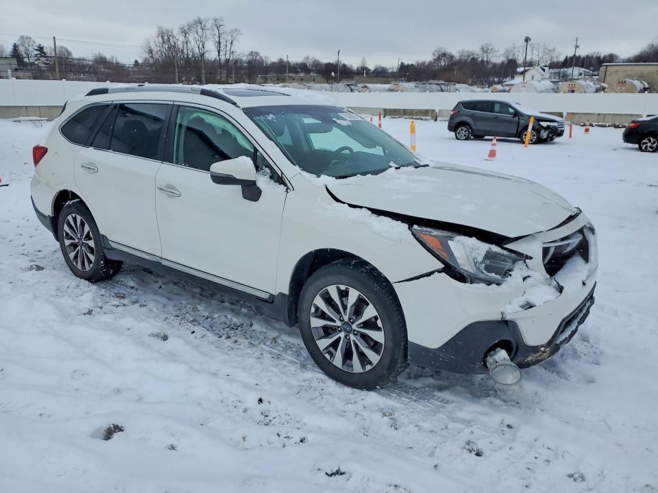 2019 Subaru Outback Touring