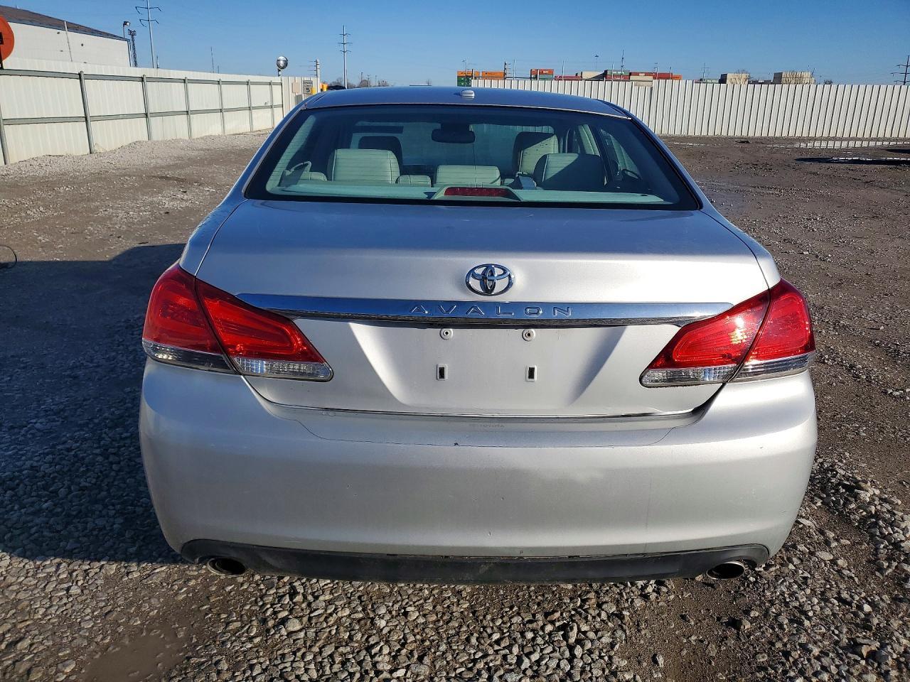 2011 Toyota Avalon Base