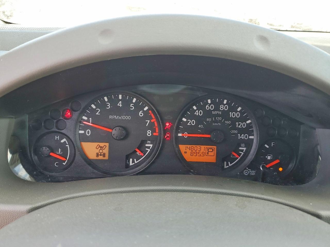 2017 Niss Frontier s
