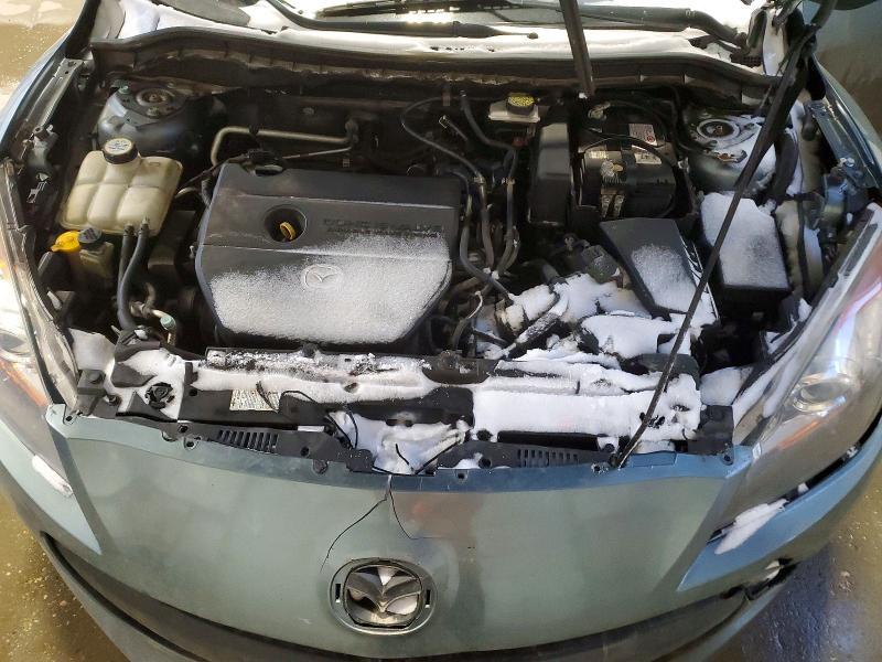 2013 Mazda 3 I